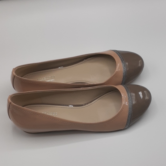 Naturalizer Nehara Flats - Picture 2 of 7